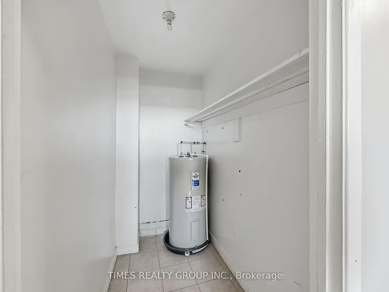 212 Brock St #106 — Photo 8