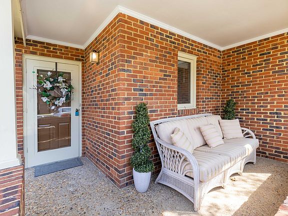 Front patio area - great for watching the neighbors or socializing.