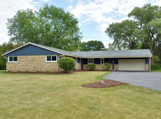9444 N Sleepy Hollow Ln, Bayside, WI 53217