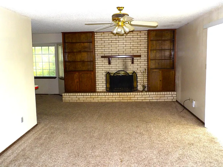 4536 SE Ellsworth Ave — Photo 2