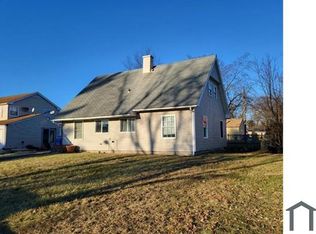 31 Buttercup Ln, Willingboro, NJ 08046