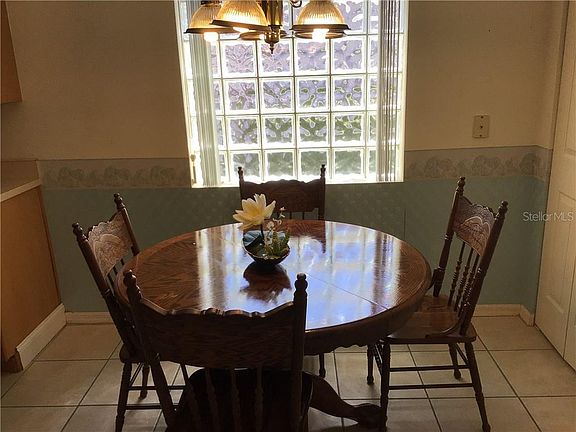 5th image of 4374 Edinbridge Cir #16