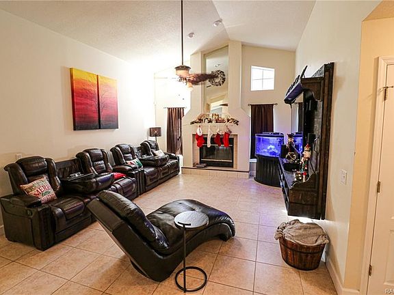 4th image of 4609 W Osage Pl