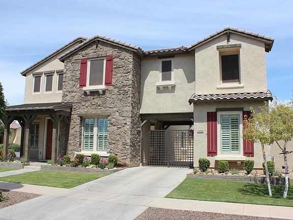 3rd image of 15436 W Alexandria Way