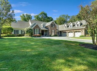 18 Carolyn Rd, Little Silver, NJ 07739