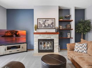 5621 Pompano Dr, Minnetonka, MN 55343