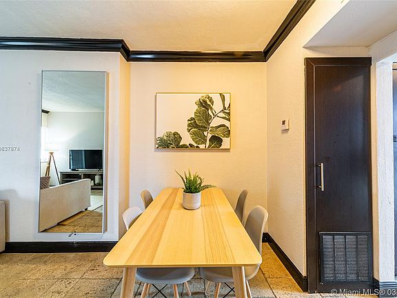 4th image of 1800 Meridian Ave APT 6