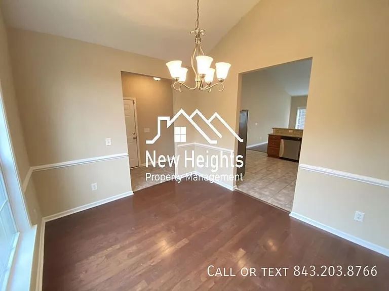 8207 Ronda Dr — Photo 5
