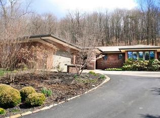 422 Crawford Run Rd, Cheswick, PA 15024