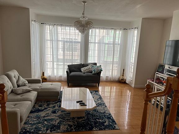 4th image of 18 Chancery Ln