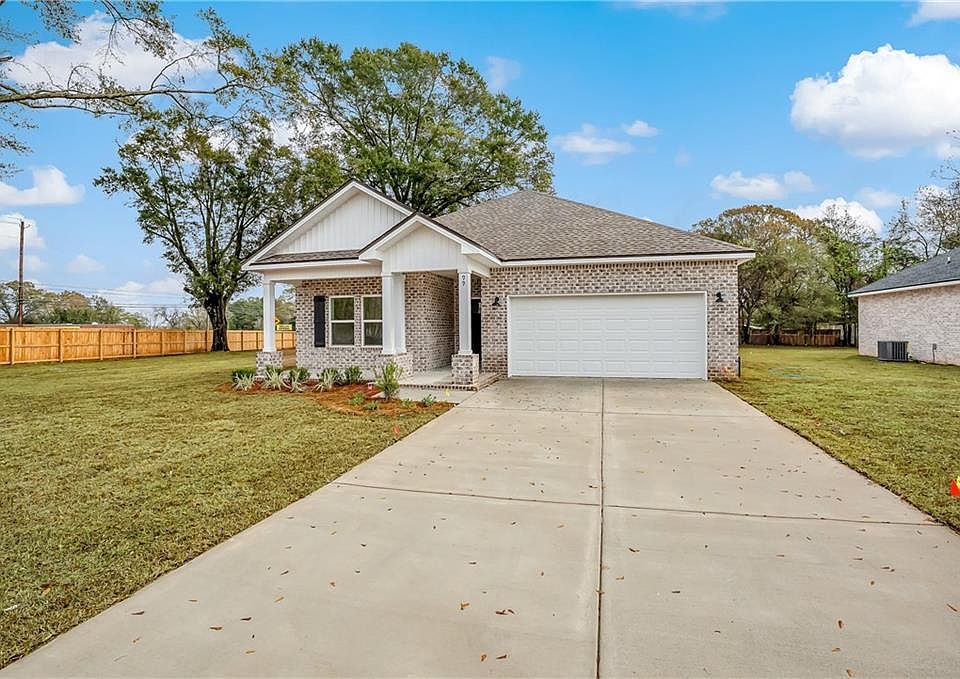 1st image of 99 Fountain Crest Dr