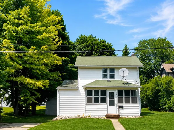 114 W Sprague St, Homer, MI 49245
