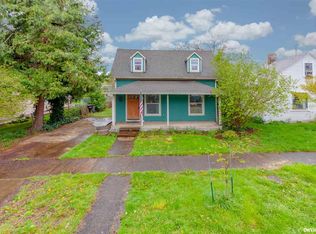 24 S 3rd St, Independence, OR 97351