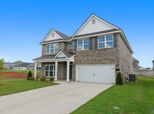 107 Shearwater Dr, Meridianville, AL 35759