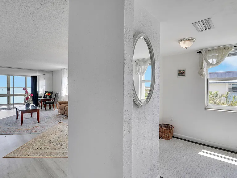 410 Wilma Cir #308 — Photo 23