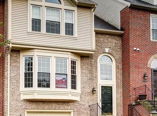 3909 Clares Ct, Fairfax, VA 22033