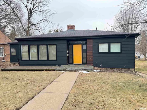 310 E Leo St, Eureka, IL 61530