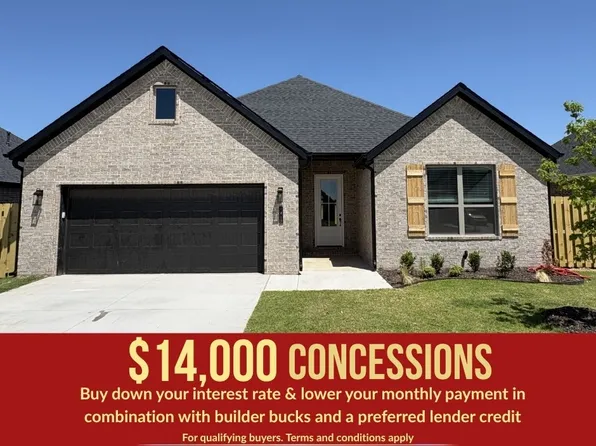 1812 Farmer St, Pea Ridge, AR 72751