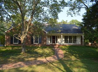 5311 Montfort Ln, Crestwood, KY 40014