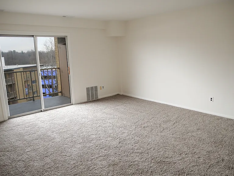 Drexeline Apartments — Photo 31