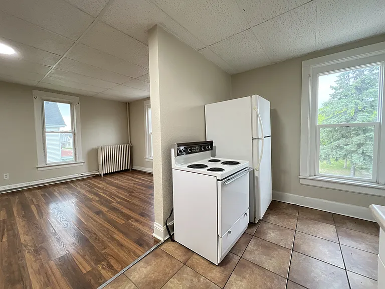 1008 Rhomberg Ave #1010 — Photo 8