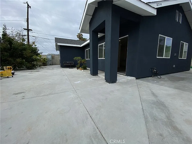 1653 W Chateau Pl #B — Photo 20