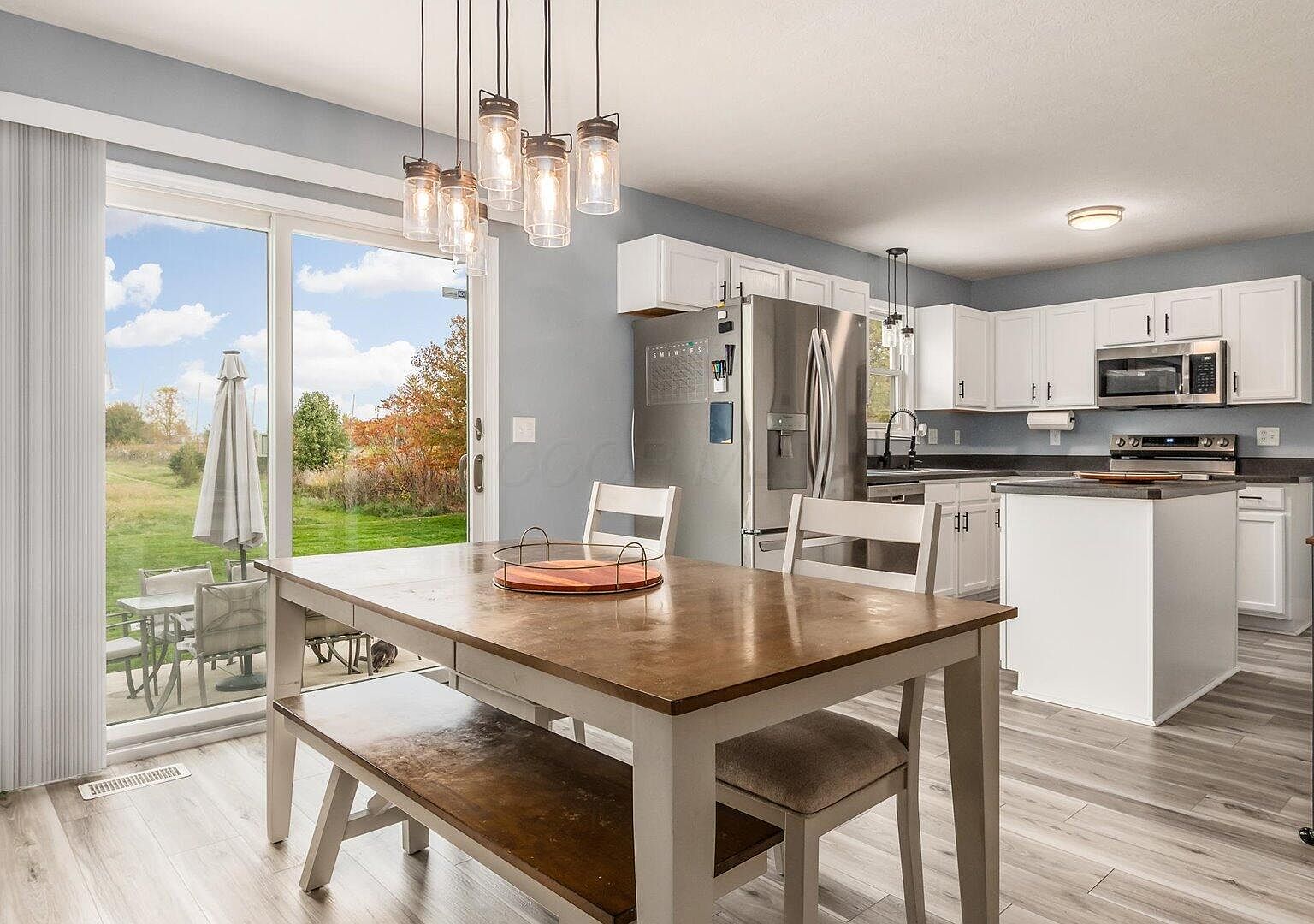 156 Glen Crossing Dr