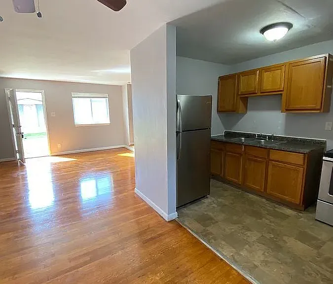 2201 Woodson Rd #J — Photo 5