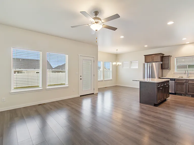 1020 Frank Henry Rd — Photo 6