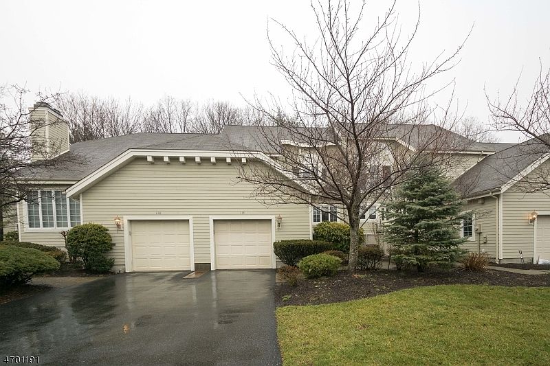 2nd image of 114 Easedale Rd