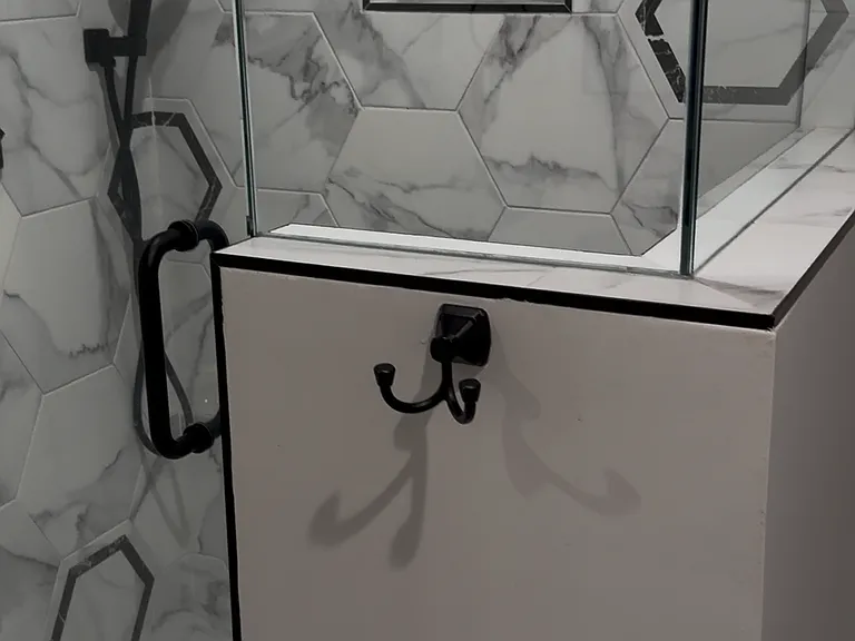Modern bathroom