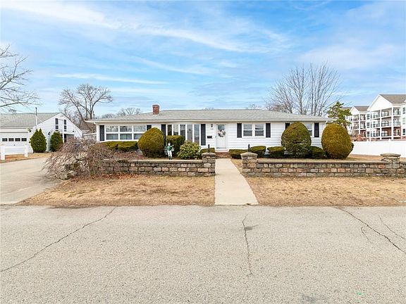 2nd image of 106 Coyle Ave