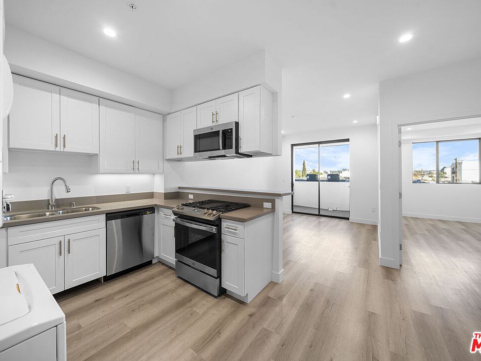 1st image of 5612 Lexington Ave #304