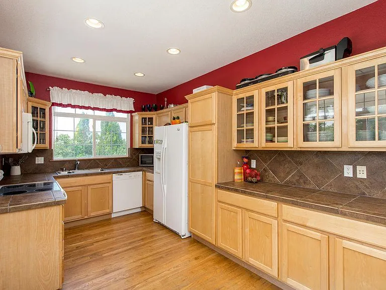 1428 S Dayton Cir — Photo 10