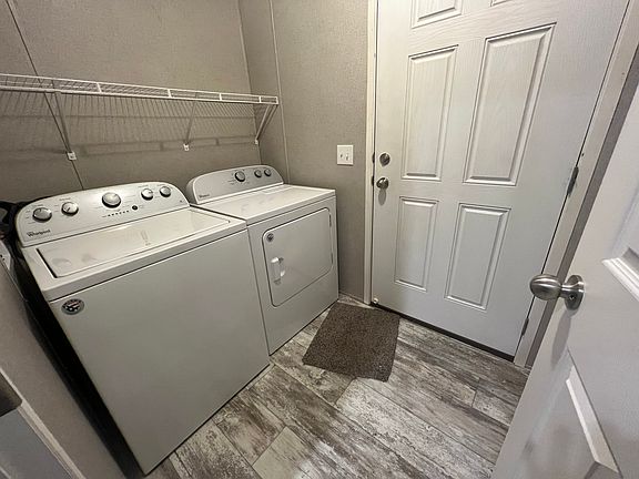 5th image of 1250 Paree St #644