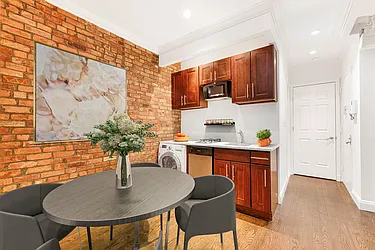 Rented by REAL New York