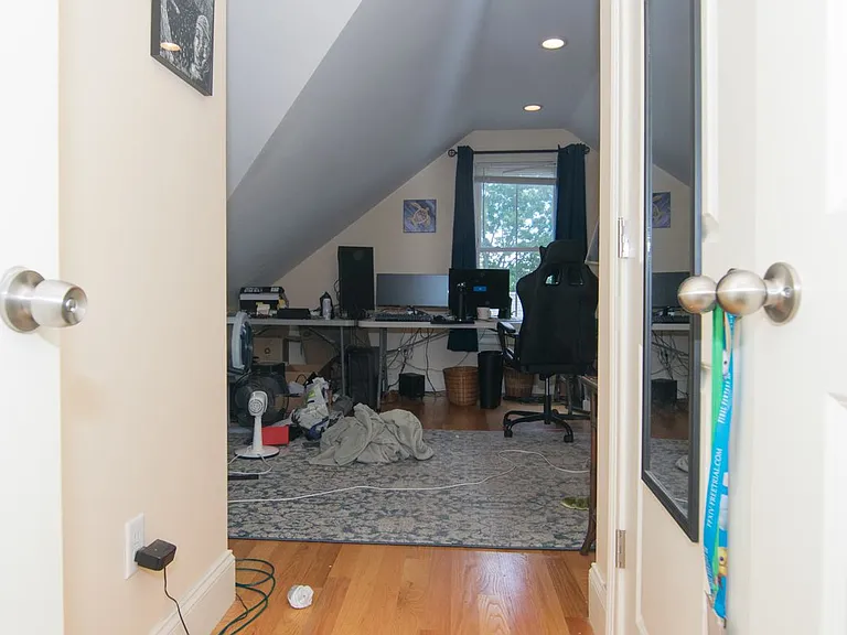 21 Sparhawk St #2 — Photo 15