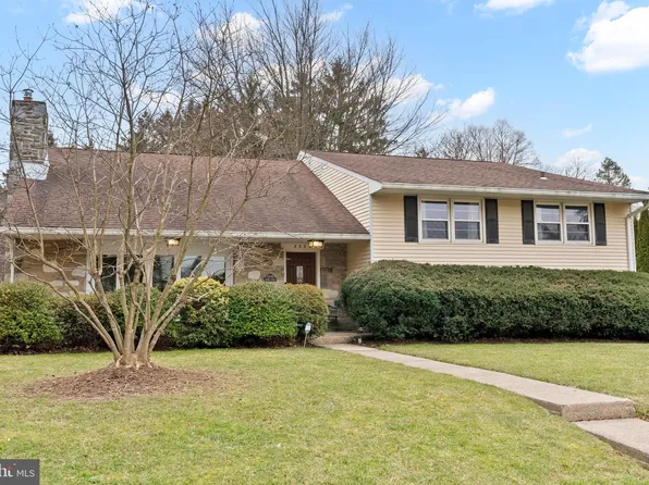 3334 Jeffrey Dr, Dresher, PA 19025