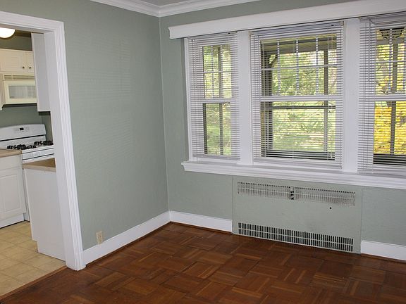4th image of 777 Shady Dr E APT 303