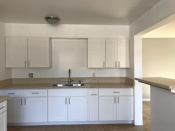 2nd image of 5645 Michael St