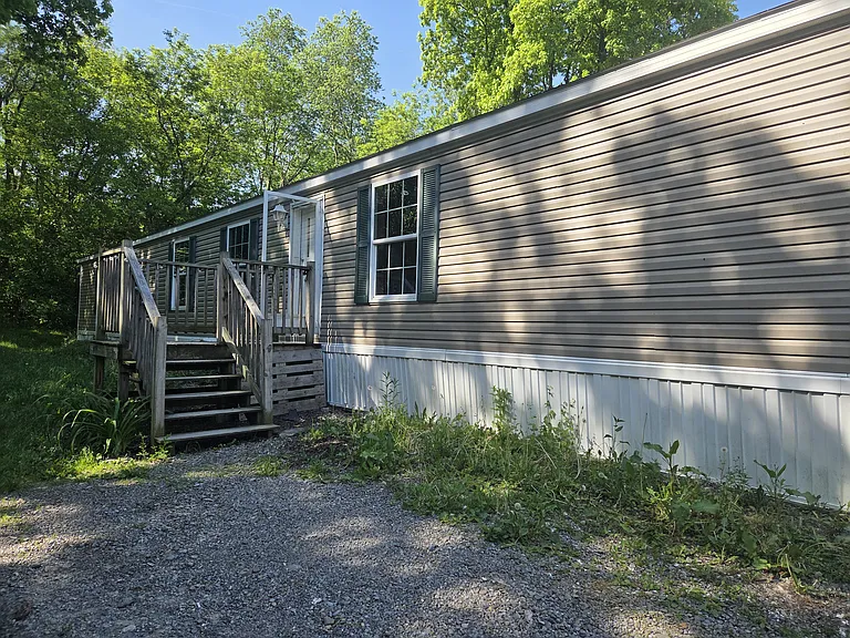 14 Mobile Ln — Photo 1