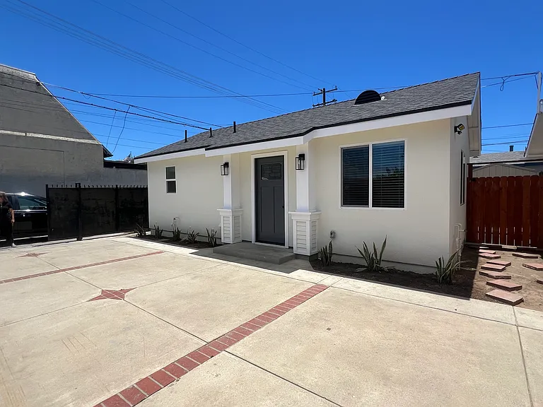 1440 Gundry Ave #A — Photo 21