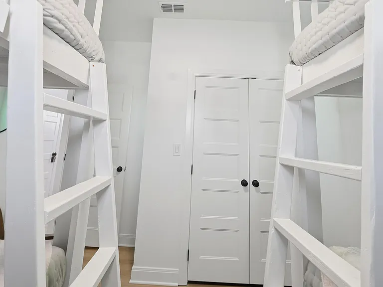3882 National Dr — Photo 16
