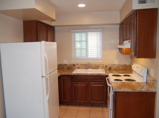 9762 Charing Cross Dr, Huntington Beach, CA 92646