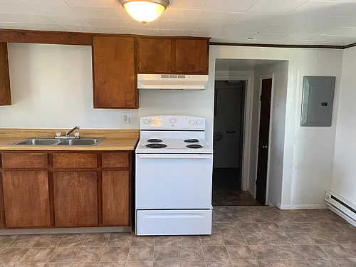 12 N Main St #C Photo 1