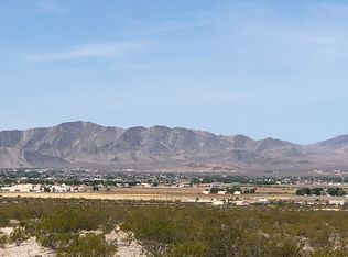 481 Farm Ln, Pahrump, NV 89060
