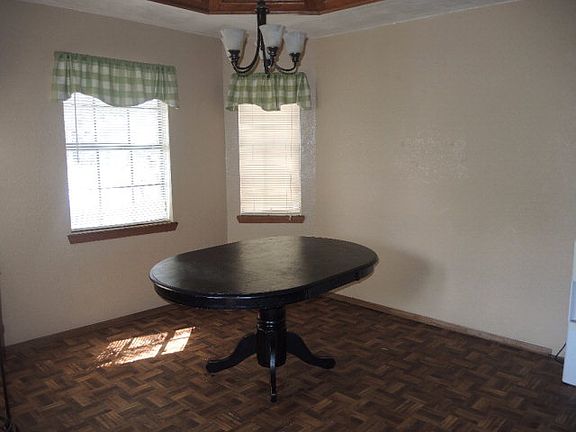 5th image of 916 Tierra Linda Blvd