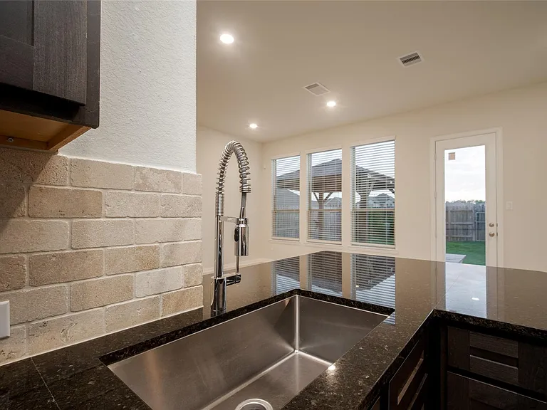 1634 Ryon Falls Dr — Photo 14