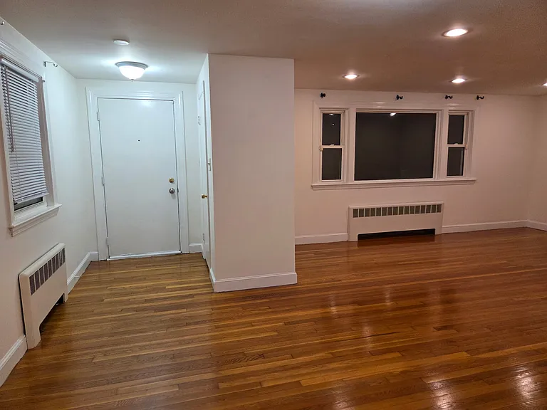 49 Pheasant St — Photo 3