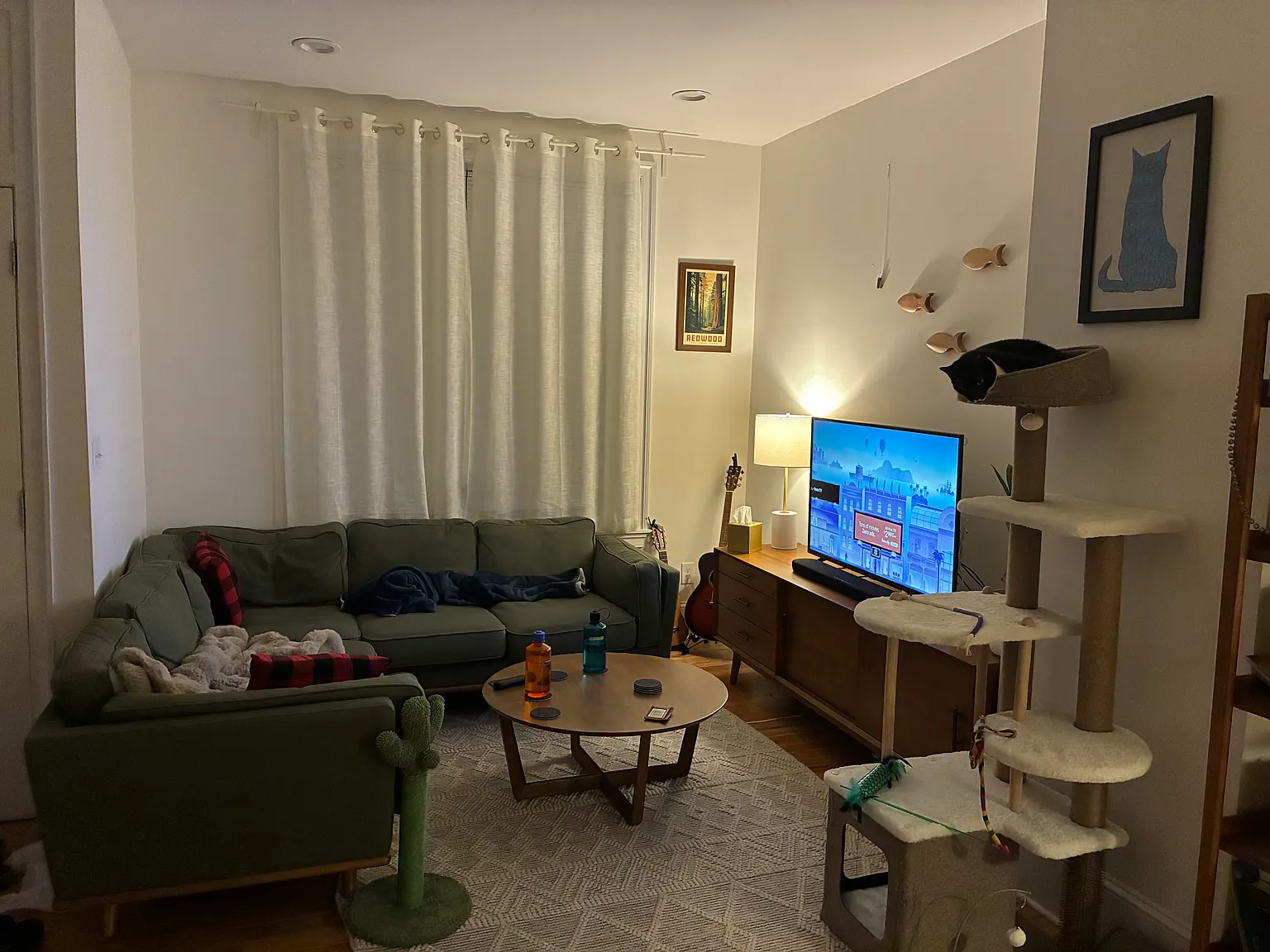 4 bed, 3.5 bath, 1954 sqft, $3,100 — Photo 3